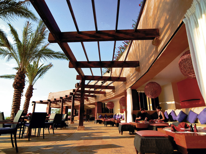 Mövenpick Resort & Spa Dead Sea 16