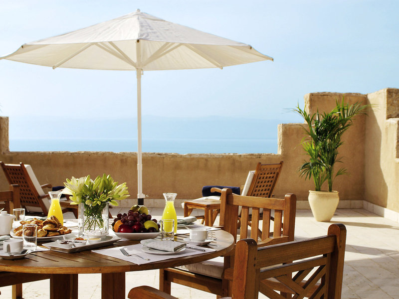 Mövenpick Resort & Spa Dead Sea 18