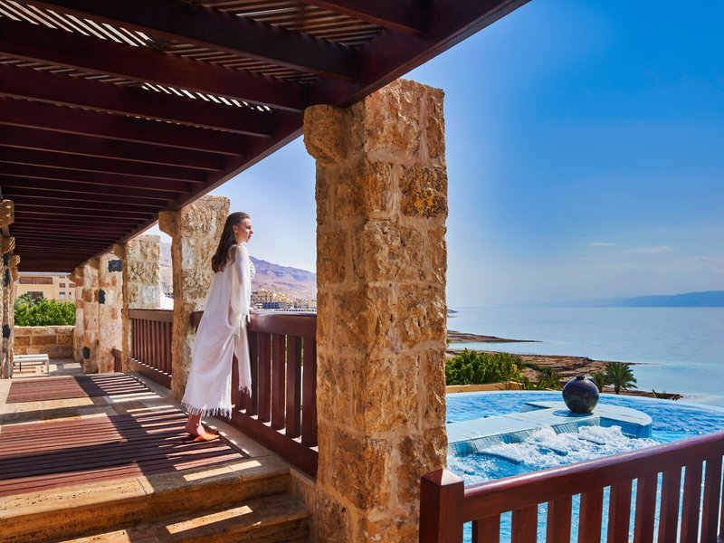 Mövenpick Resort & Spa Dead Sea 35