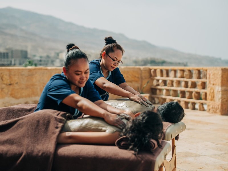 Mövenpick Resort & Spa Dead Sea 41