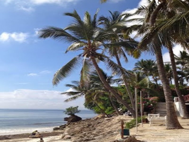 Mombasa Beach 7