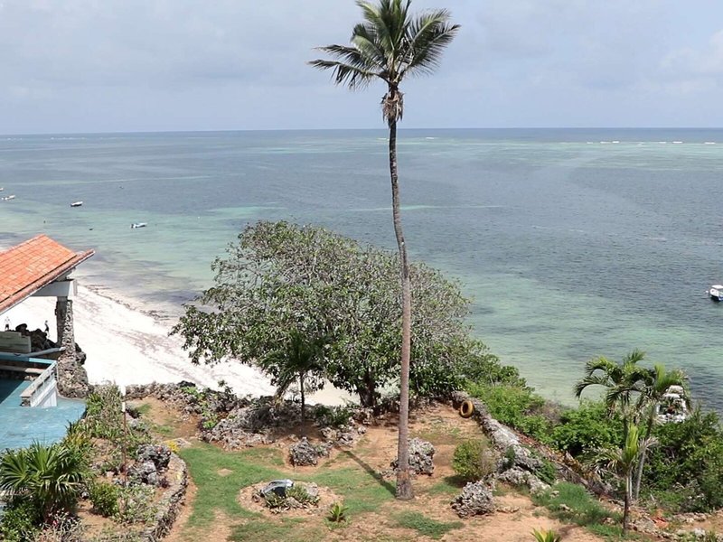 Mombasa Beach 13