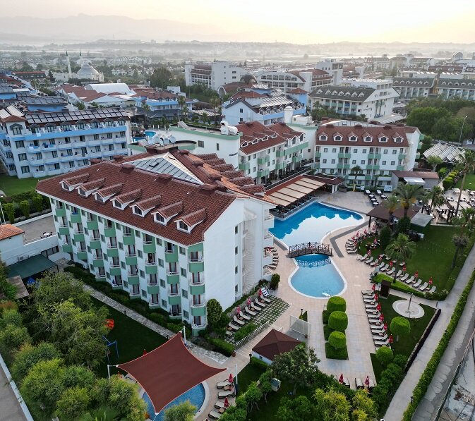 Monachus Hotel & Spa 2