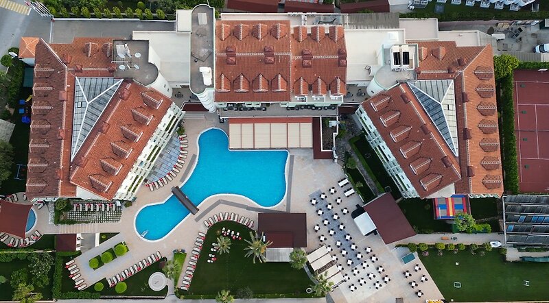 Monachus Hotel & Spa 4