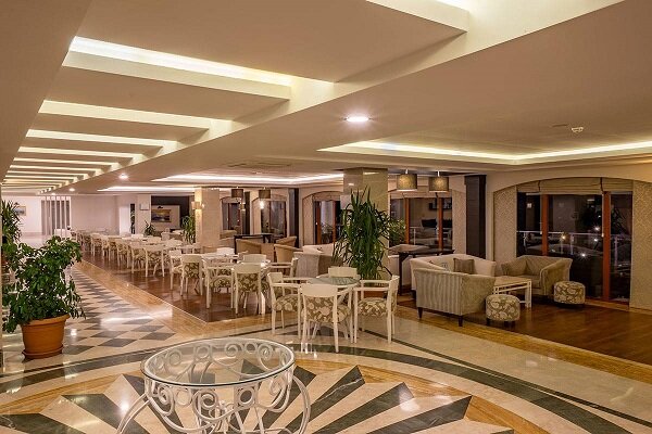 Monachus Hotel & Spa 6