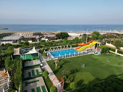 Monachus Hotel & Spa 10