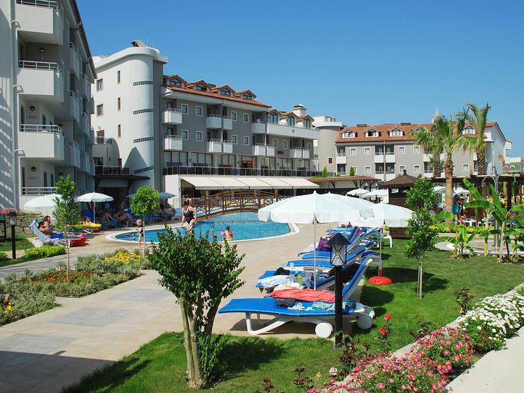Monachus Hotel & Spa 2