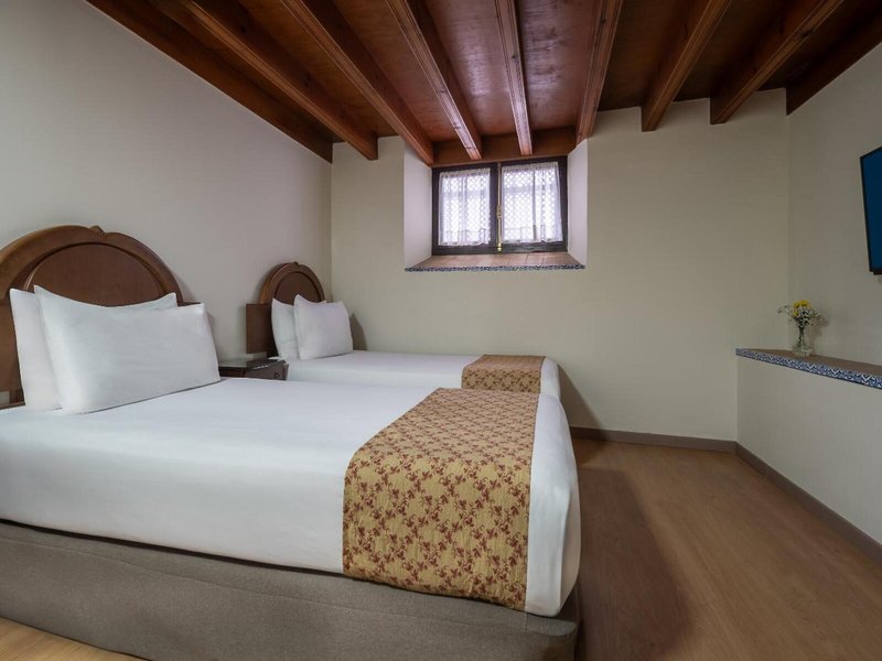 Monasterio De San Miguel 36