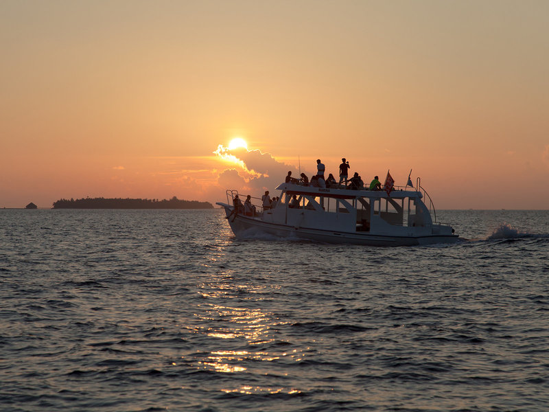 Vilamendhoo Island Resort & Spa 32