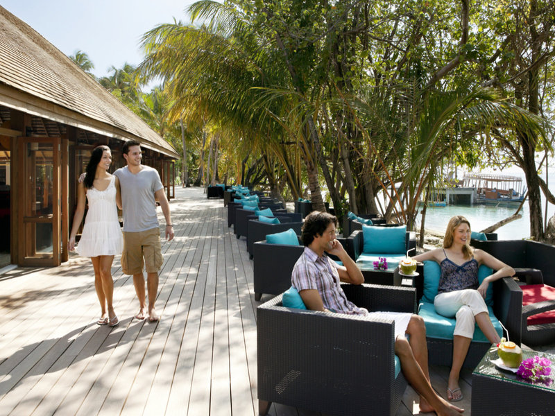 Vilamendhoo Island Resort & Spa 45