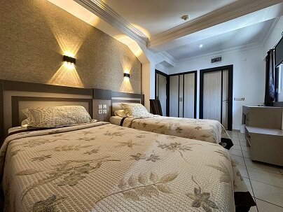 Monte Carlo Hotel 17