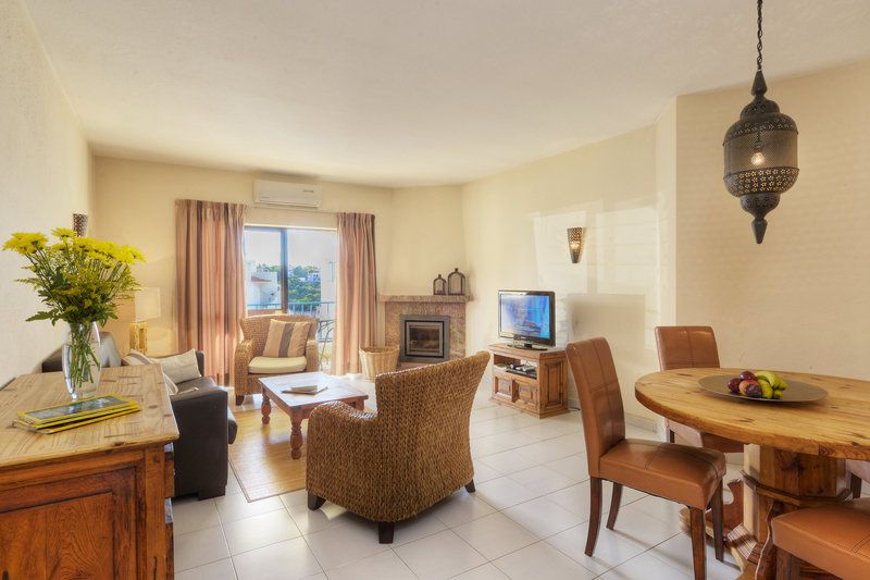 Monte Dourado 3 - Room Example