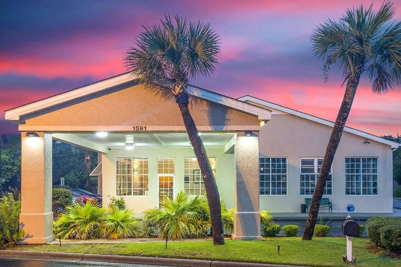 SureStay Hotel by Best Western North Myrtle Beach 3