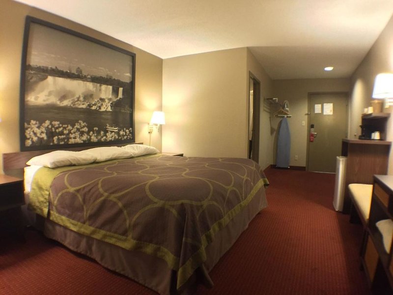 Super 8 Niagara Falls / Buffalo Area 4