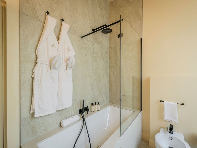 Montebello Splendid 46