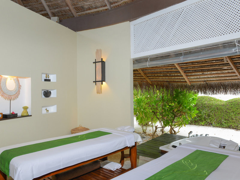 Adaaran Select Hudhuranfushi 18