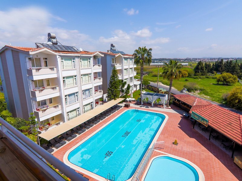 New Garden Apart Hotel 16