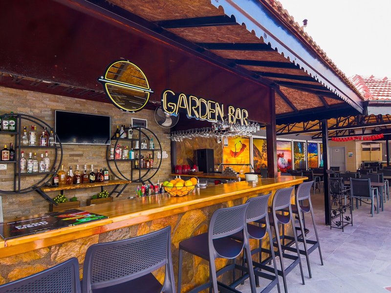 New Garden Apart Hotel 23