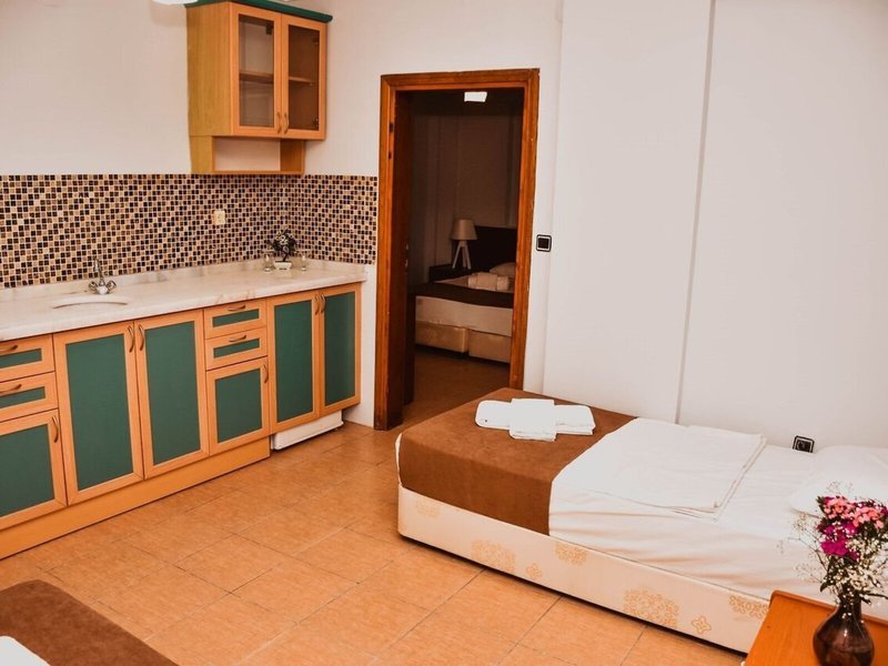 New Garden Apart Hotel 33