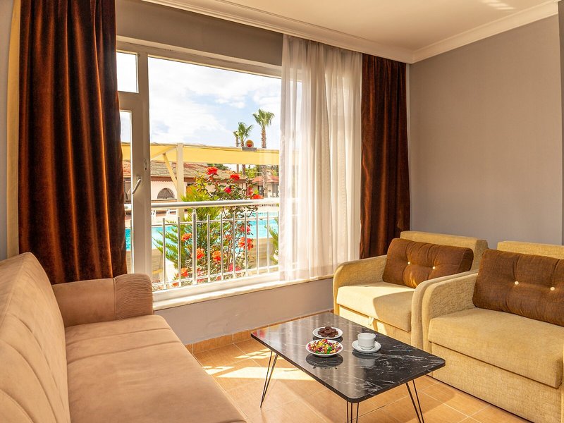 New Garden Apart Hotel 37