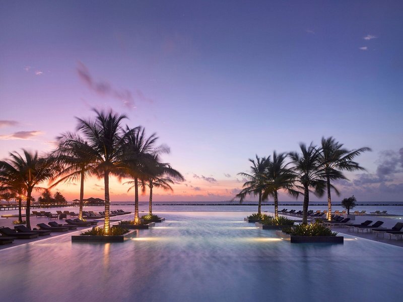 Paradise Island Resort & Spa 5
