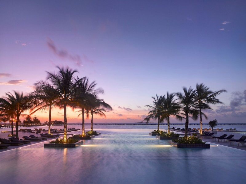 Paradise Island Resort & Spa 9