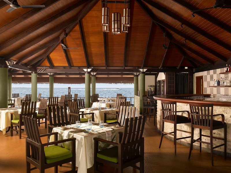 Paradise Island Resort & Spa 19