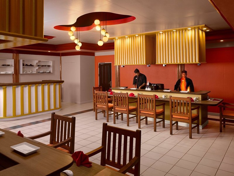 Paradise Island Resort & Spa 23