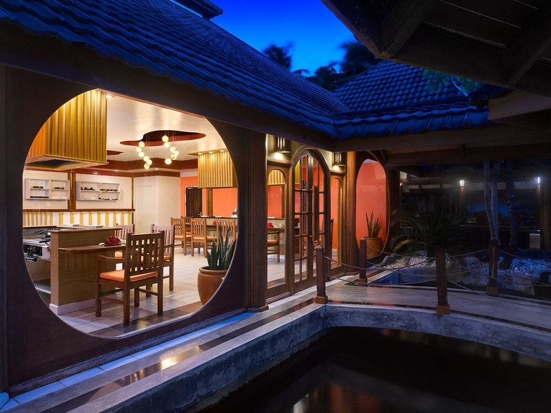 Paradise Island Resort & Spa 25