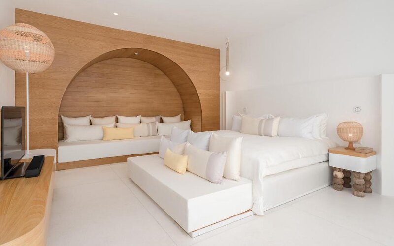 SALA Samui Chaweng Beach Resort 12