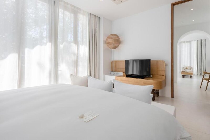 SALA Samui Chaweng Beach Resort 15