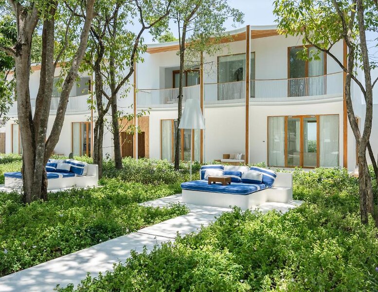 SALA Samui Chaweng Beach Resort 18