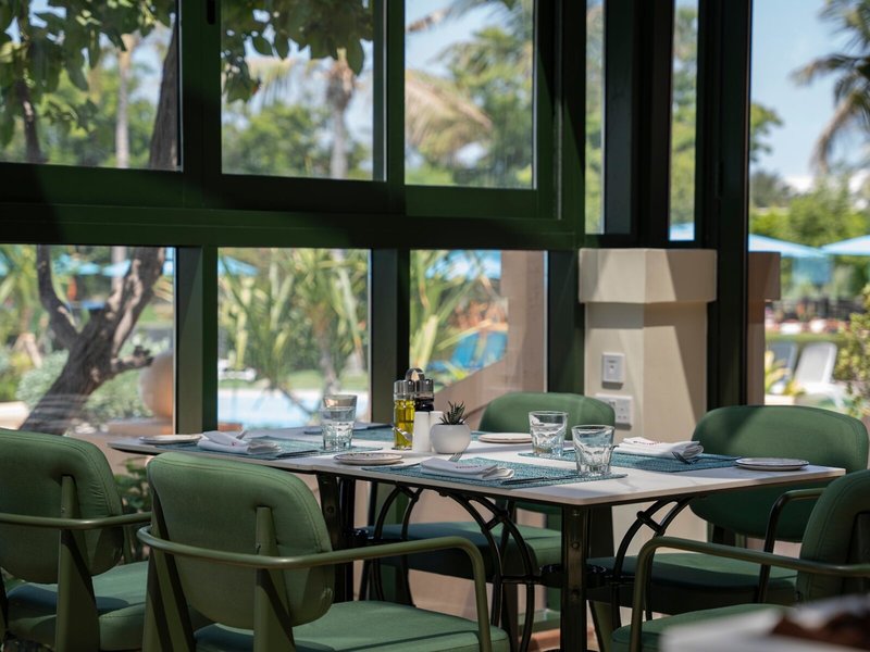 Intercontinental Muscat 44