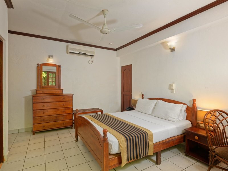 Embudu Village Resort 40