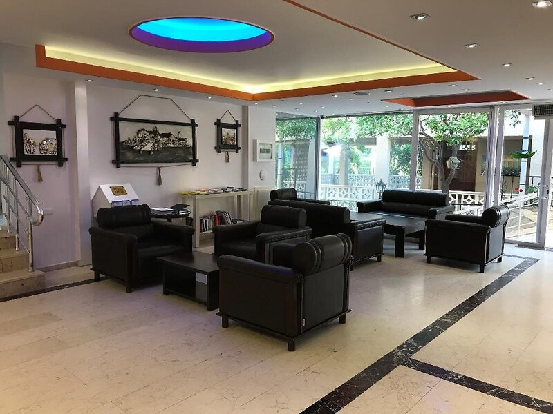 Muz Hotel 3