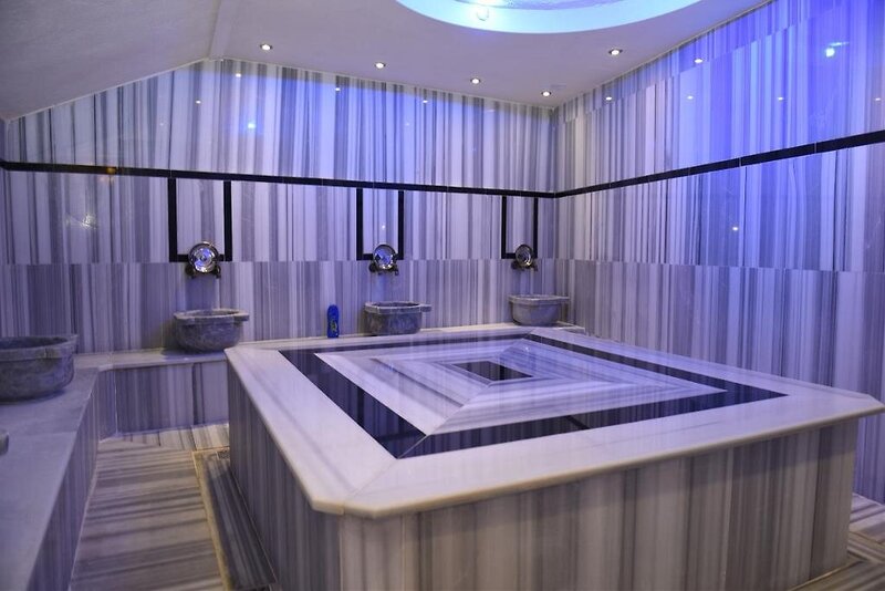 Muz Hotel 9
