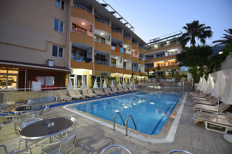 Muz Hotel 12