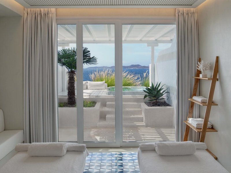 Mykonos Grand Hotel & Resort 43