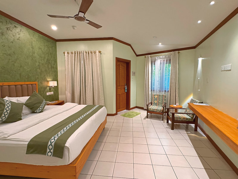 Fihalhohi Maldives 8