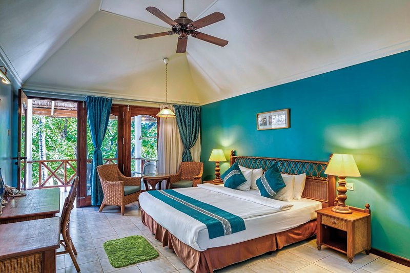 Fihalhohi Maldives 13