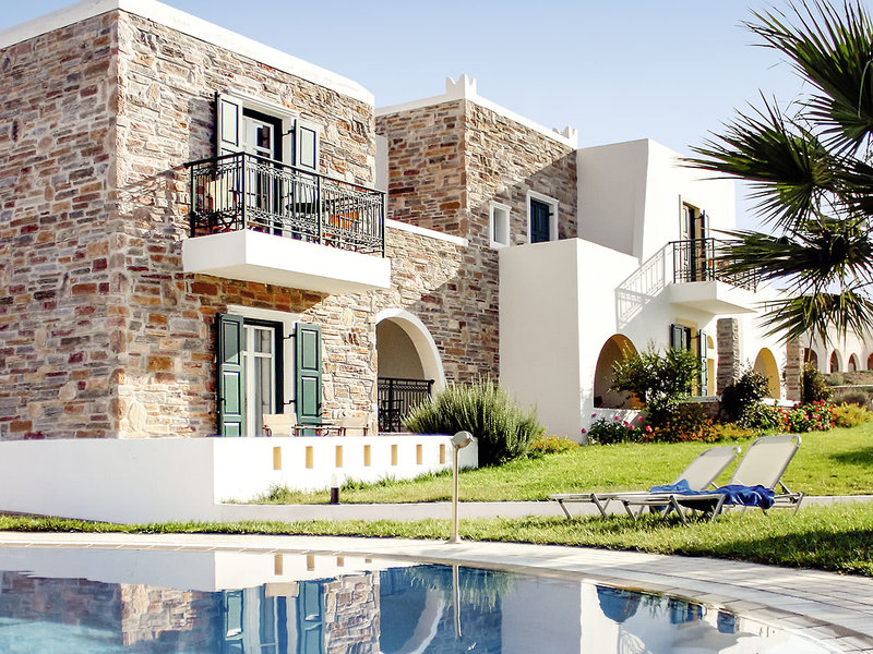 Naxos Palace 1