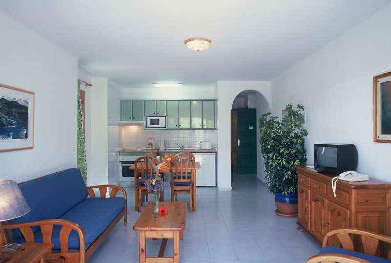 Nazaret Apartamentos 6
