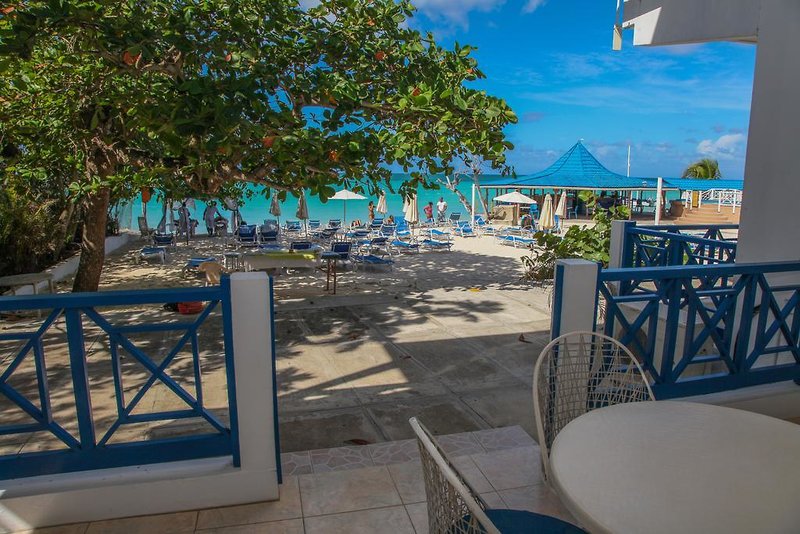 Negril Treehouse Resort 3