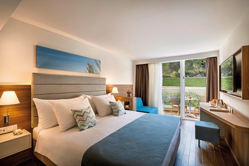 Valamar Bellevue Resort 12