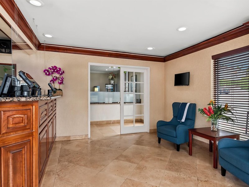 SureStay Hotel by Best Western Santa Monica 7