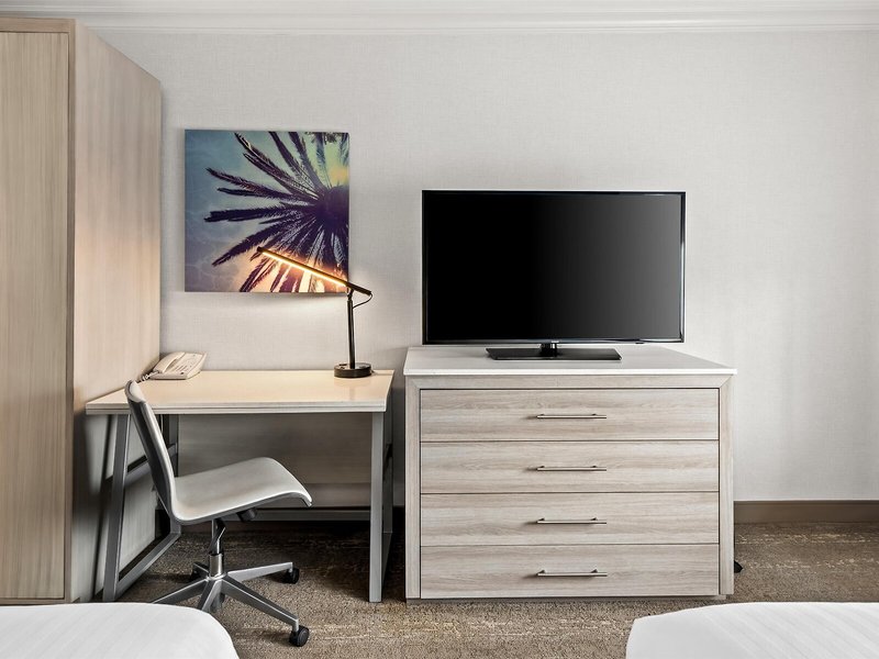 SureStay Hotel by Best Western Santa Monica 19