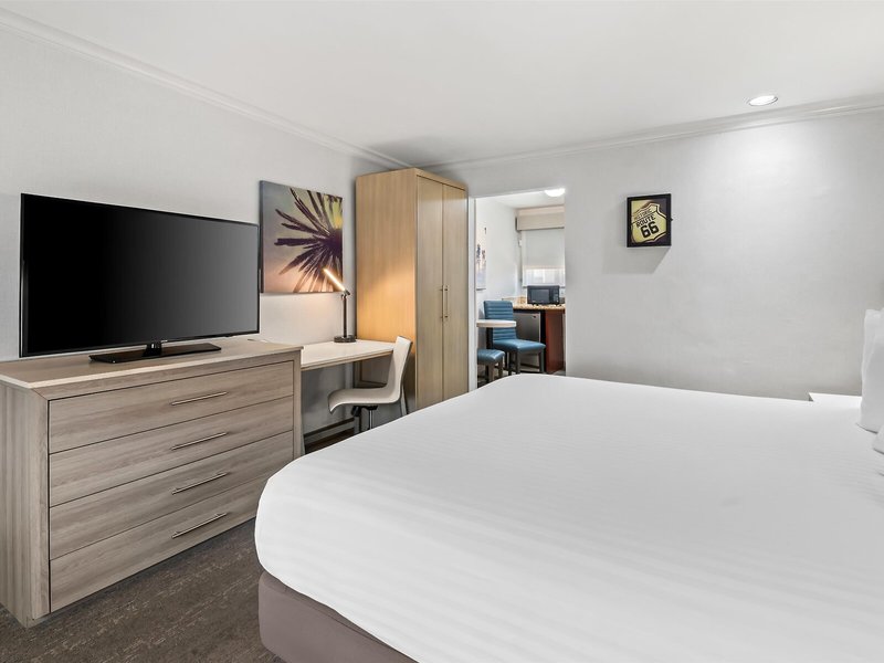 SureStay Hotel by Best Western Santa Monica 21