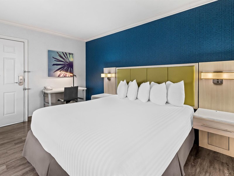 SureStay Hotel by Best Western Santa Monica 27