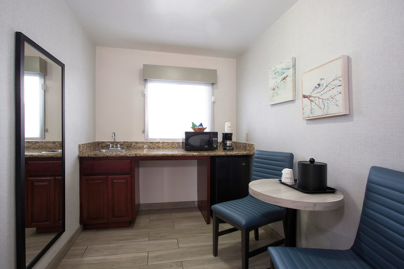 SureStay Hotel by Best Western Santa Monica 7