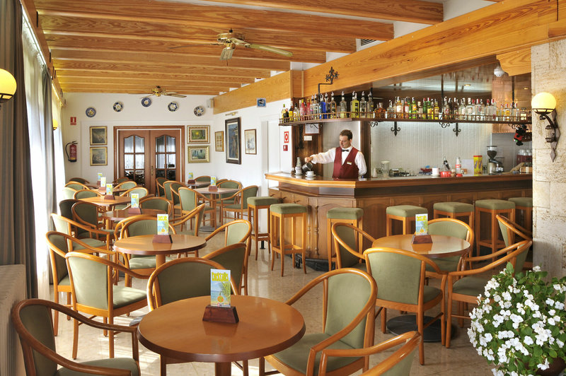 Hotel GHT Neptuno 11